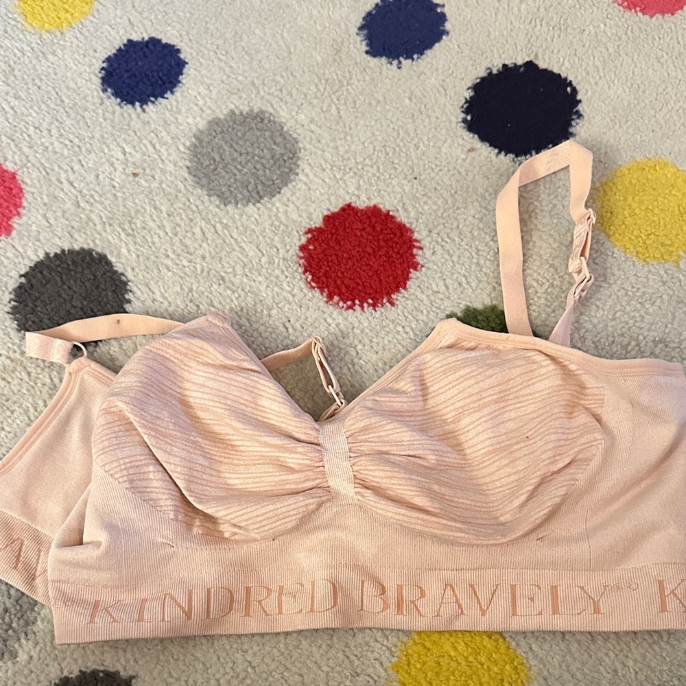 Pumping bra, size L